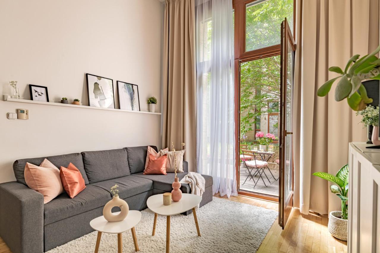 Apartment Hello Kazinczy Budapest Esterno foto