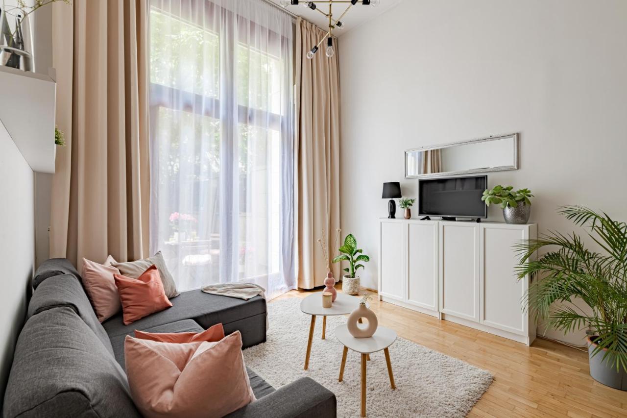 Apartment Hello Kazinczy Budapest Esterno foto