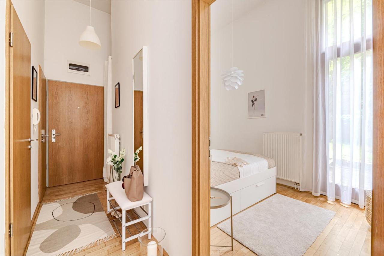 Apartment Hello Kazinczy Budapest Esterno foto