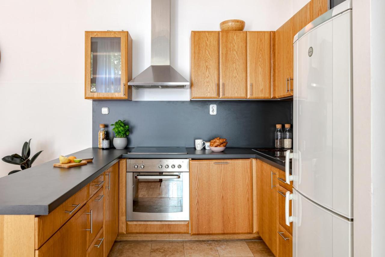Apartment Hello Kazinczy Budapest Esterno foto